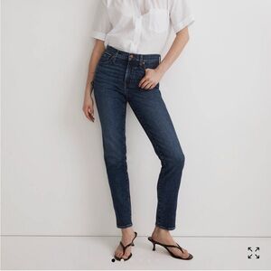Madewell mid-rise stove pipe jeans - size 28